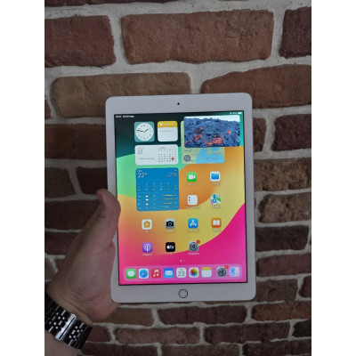Планшет Apple iPad 6-го пок 9,7" 92%